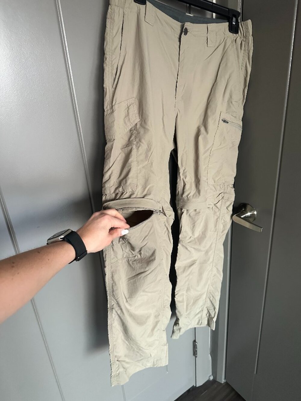 Columbia Omni Shade Convertible Cargo Pants Khaki 32x30 Hiking Zip Off